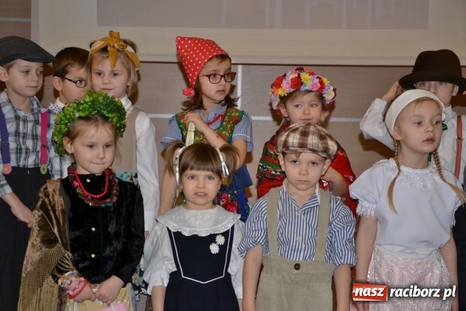 Zdjęcie w galerii na portalu naszraciborz.pl: Gminny Konkurs Gwary Śląskiej w Tworkowie wiadomości z regionu