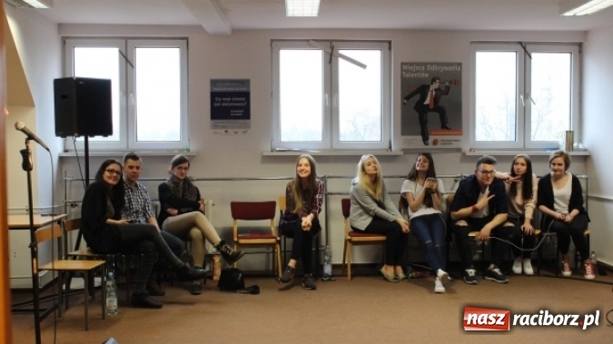 Zdjęcie w galerii na portalu naszraciborz.pl: Miraż na spotkaniu z legendą w Warszawie wiadomości z regionu