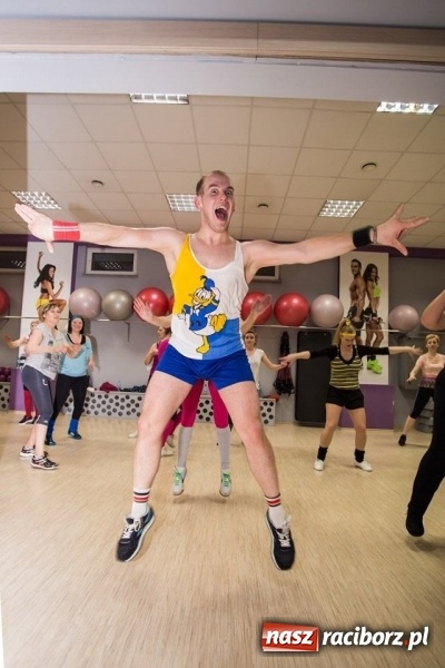 Zdjęcie w galerii na portalu naszraciborz.pl: Powrót do PRL-u, czyli Dzień Kobiet w Akademii Fitness wiadomości z regionu