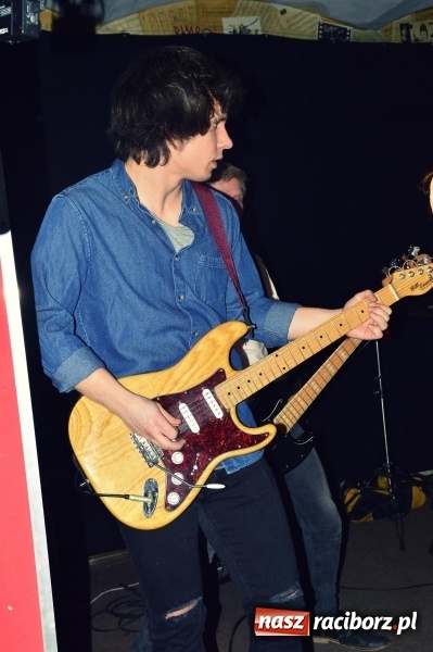 Zdjęcie w galerii na portalu naszraciborz.pl: Joyride oraz Li’ zagrali na Końcu Świata wiadomości z regionu