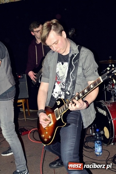 Zdjęcie w galerii na portalu naszraciborz.pl: Joyride oraz Li’ zagrali na Końcu Świata wiadomości z regionu