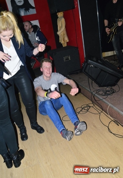 Zdjęcie w galerii na portalu naszraciborz.pl: Joyride oraz Li’ zagrali na Końcu Świata wiadomości z regionu