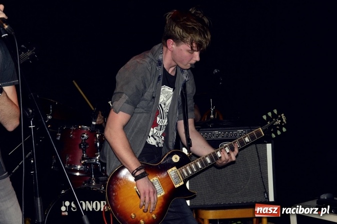 Zdjęcie w galerii na portalu naszraciborz.pl: Joyride oraz Li’ zagrali na Końcu Świata wiadomości z regionu