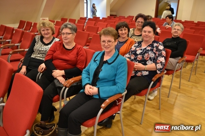 Zdjęcie w galerii na portalu naszraciborz.pl: Spotkanie kół gospodyń wiejskich i stowarzyszeń kobiet na zamku za nami  wiadomości z regionu