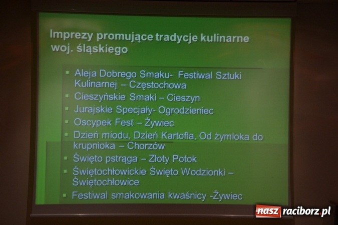 Zdjęcie w galerii na portalu naszraciborz.pl: Spotkanie kół gospodyń wiejskich i stowarzyszeń kobiet na zamku za nami  wiadomości z regionu
