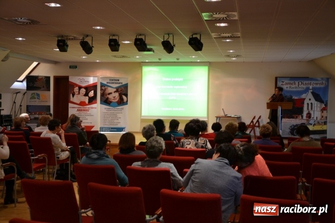 Zdjęcie w galerii na portalu naszraciborz.pl: Spotkanie kół gospodyń wiejskich i stowarzyszeń kobiet na zamku za nami  wiadomości z regionu