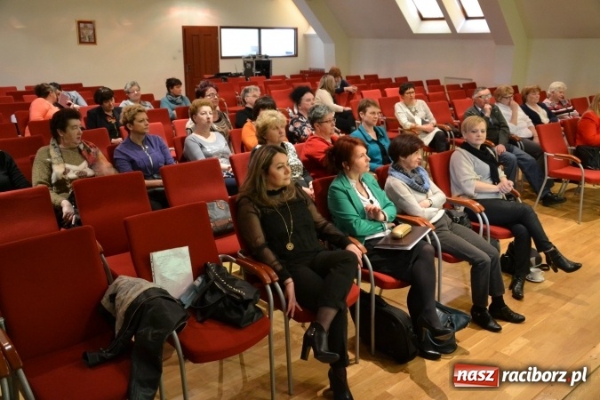 Zdjęcie w galerii na portalu naszraciborz.pl: Spotkanie kół gospodyń wiejskich i stowarzyszeń kobiet na zamku za nami  wiadomości z regionu