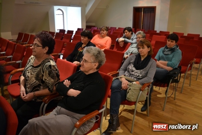 Zdjęcie w galerii na portalu naszraciborz.pl: Spotkanie kół gospodyń wiejskich i stowarzyszeń kobiet na zamku za nami  wiadomości z regionu