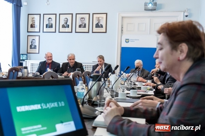 Zdjęcie w galerii na portalu naszraciborz.pl: Ruszyły prace zespołu problemowego WRDS ds. opracowania nowego Kontraktu dla Śląska wiadomości z regionu