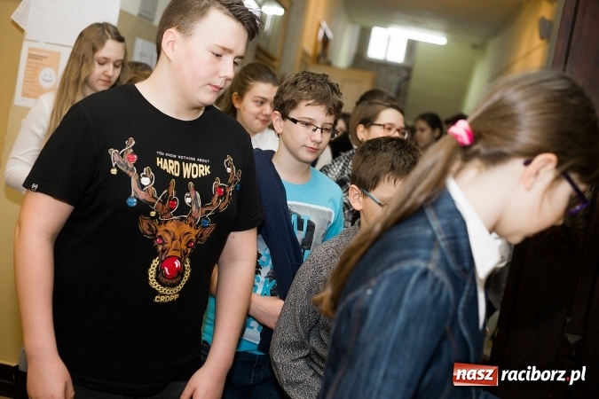 Zdjęcie w galerii na portalu naszraciborz.pl: Powiatowy konkurs Matematyka na 5 w Gimnazjum nr 5 wiadomości z regionu