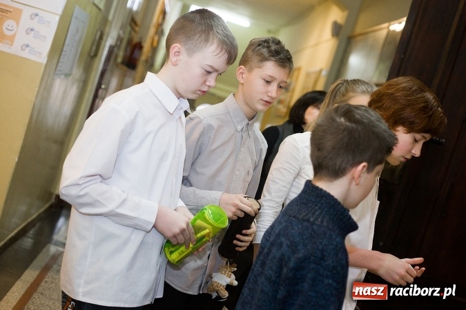 Zdjęcie w galerii na portalu naszraciborz.pl: Powiatowy konkurs Matematyka na 5 w Gimnazjum nr 5 wiadomości z regionu