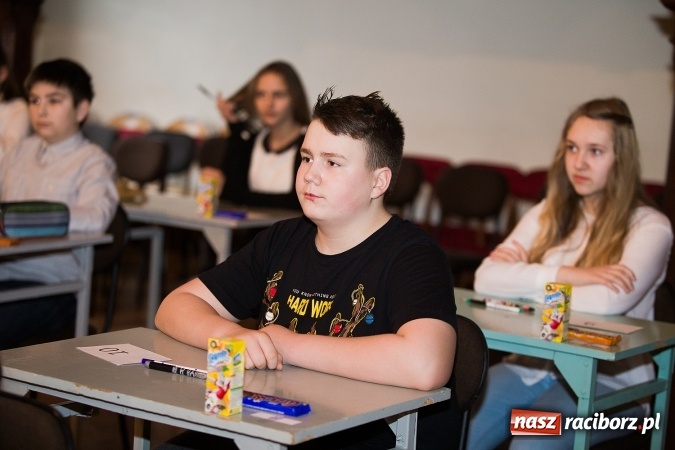 Zdjęcie w galerii na portalu naszraciborz.pl: Powiatowy konkurs Matematyka na 5 w Gimnazjum nr 5 wiadomości z regionu