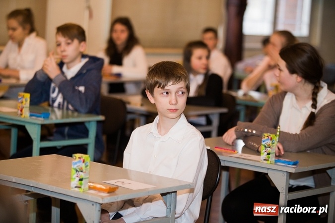 Zdjęcie w galerii na portalu naszraciborz.pl: Powiatowy konkurs Matematyka na 5 w Gimnazjum nr 5 wiadomości z regionu