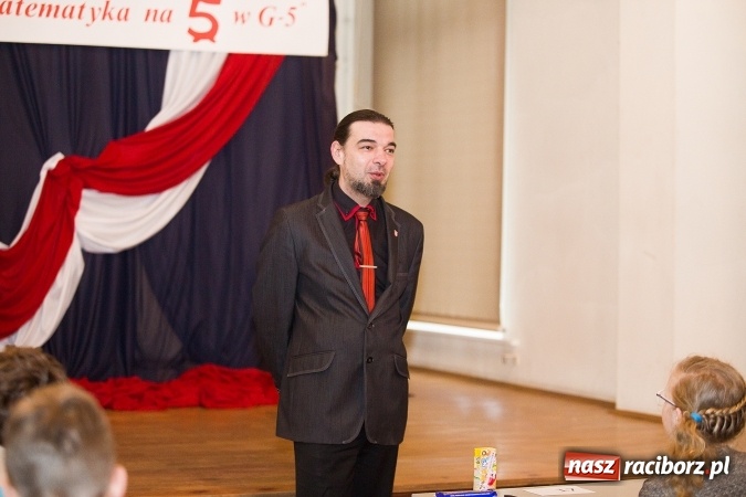 Zdjęcie w galerii na portalu naszraciborz.pl: Powiatowy konkurs Matematyka na 5 w Gimnazjum nr 5 wiadomości z regionu