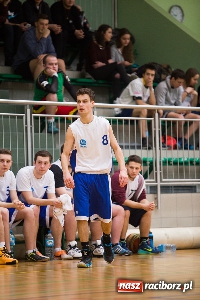 Zdjęcie w galerii na portalu naszraciborz.pl: Koszykarskie zmagania w Arenie Rafako - KASPROWICZ MISTRZEM! wiadomości z regionu