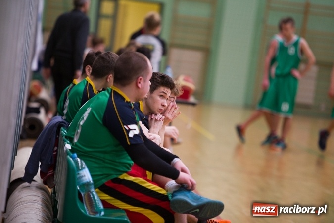 Zdjęcie w galerii na portalu naszraciborz.pl: Koszykarskie zmagania w Arenie Rafako - KASPROWICZ MISTRZEM! wiadomości z regionu