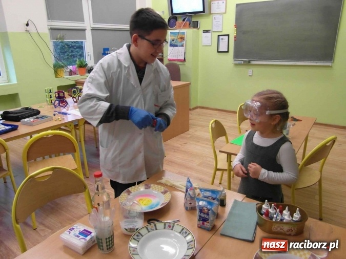 Zdjęcie w galerii na portalu naszraciborz.pl: Bezpłatna oferta dla sześciolatków w Szkole Podstawowej nr 1  wiadomości z regionu