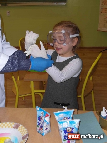 Zdjęcie w galerii na portalu naszraciborz.pl: Bezpłatna oferta dla sześciolatków w Szkole Podstawowej nr 1  wiadomości z regionu