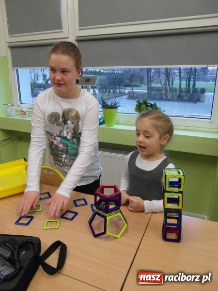 Zdjęcie w galerii na portalu naszraciborz.pl: Bezpłatna oferta dla sześciolatków w Szkole Podstawowej nr 1  wiadomości z regionu