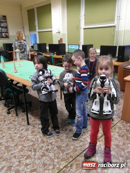 Zdjęcie w galerii na portalu naszraciborz.pl: Bezpłatna oferta dla sześciolatków w Szkole Podstawowej nr 1  wiadomości z regionu