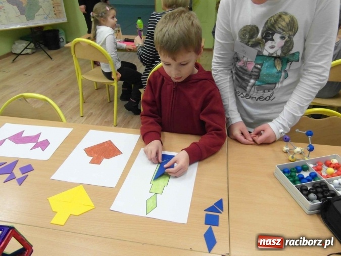 Zdjęcie w galerii na portalu naszraciborz.pl: Bezpłatna oferta dla sześciolatków w Szkole Podstawowej nr 1  wiadomości z regionu