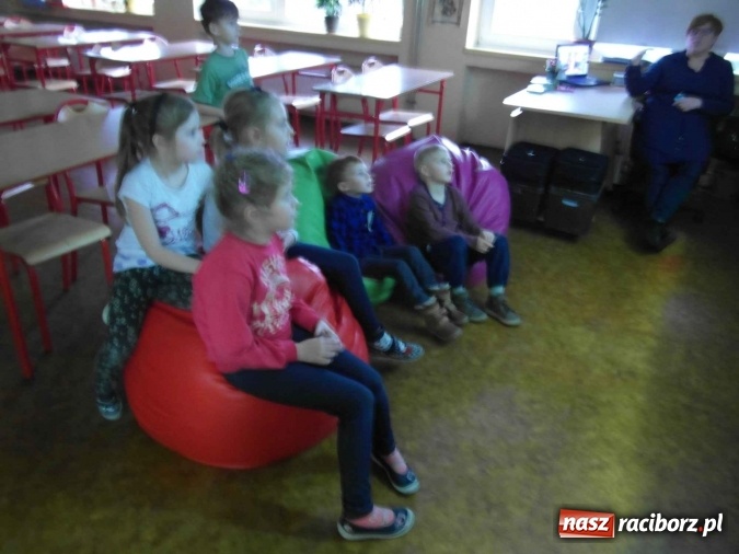 Zdjęcie w galerii na portalu naszraciborz.pl: Bezpłatna oferta dla sześciolatków w Szkole Podstawowej nr 1  wiadomości z regionu