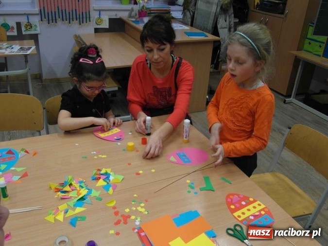 Zdjęcie w galerii na portalu naszraciborz.pl: Bezpłatna oferta dla sześciolatków w Szkole Podstawowej nr 1  wiadomości z regionu