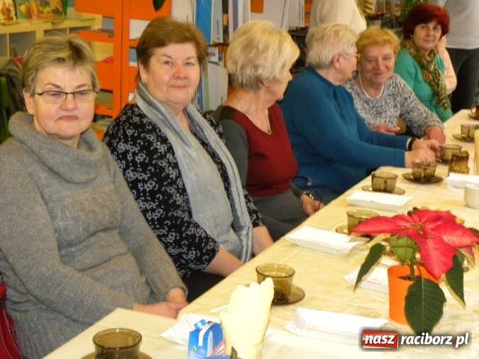 Zdjęcie w galerii na portalu naszraciborz.pl: Święto Kobiet z Książką wiadomości z regionu