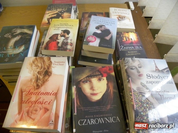 Zdjęcie w galerii na portalu naszraciborz.pl: Święto Kobiet z Książką wiadomości z regionu