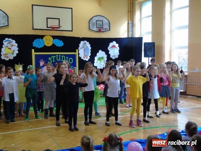 Zdjęcie w galerii na portalu naszraciborz.pl: Dni Otwarte w podstawówkach – szkoły pokazują swoje atuty wiadomości z regionu