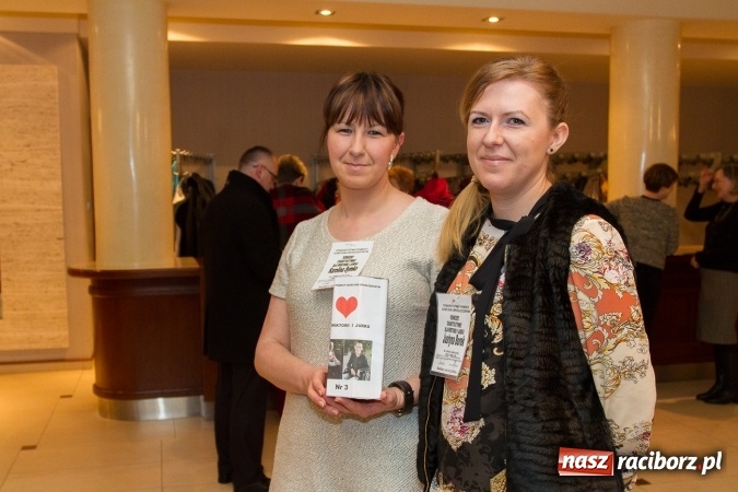 Zdjęcie w galerii na portalu naszraciborz.pl: Wspaniały koncert charytatywny dla Wiktorii i Jurka wiadomości z regionu