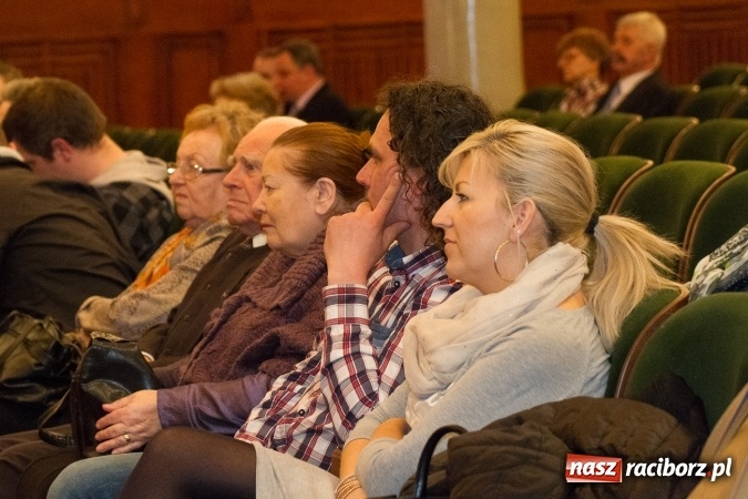 Zdjęcie w galerii na portalu naszraciborz.pl: Wspaniały koncert charytatywny dla Wiktorii i Jurka wiadomości z regionu