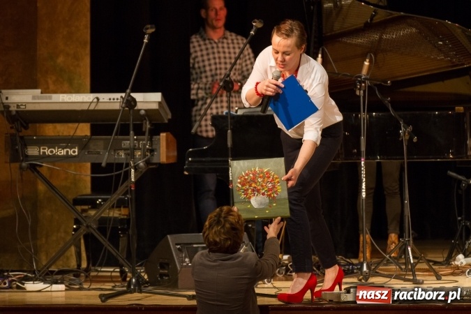 Zdjęcie w galerii na portalu naszraciborz.pl: Wspaniały koncert charytatywny dla Wiktorii i Jurka wiadomości z regionu