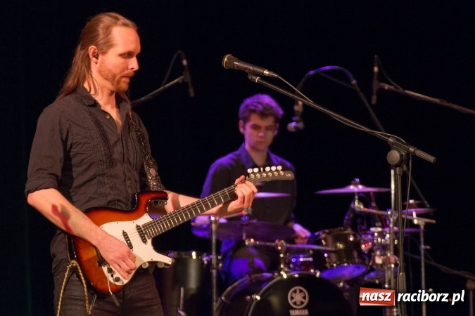 Zdjęcie w galerii na portalu naszraciborz.pl: Wspaniały koncert charytatywny dla Wiktorii i Jurka wiadomości z regionu