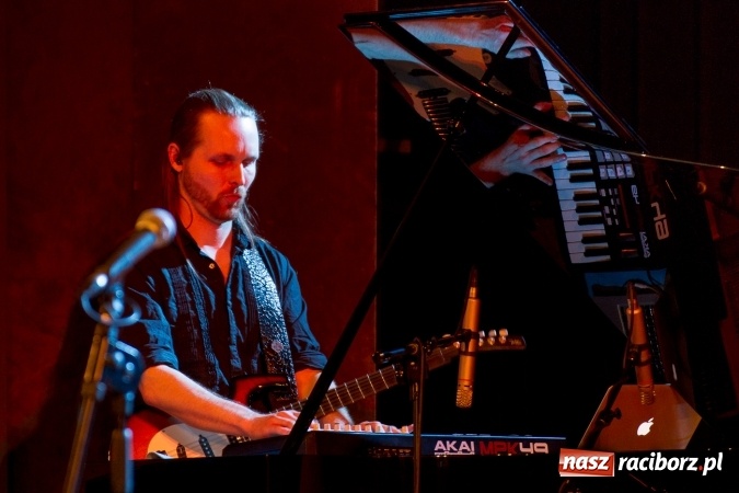 Zdjęcie w galerii na portalu naszraciborz.pl: Wspaniały koncert charytatywny dla Wiktorii i Jurka wiadomości z regionu