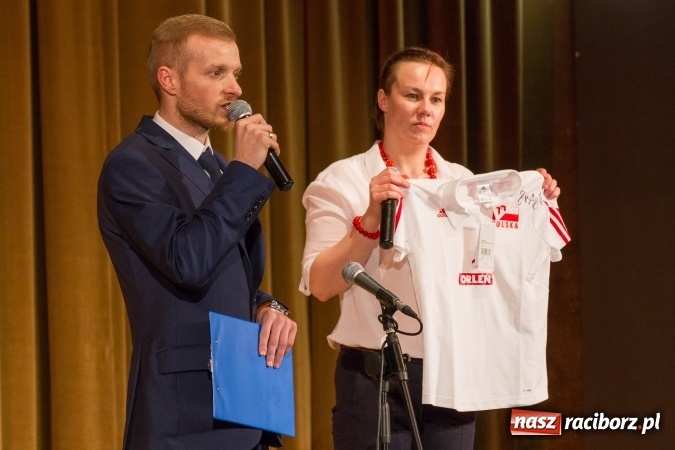 Zdjęcie w galerii na portalu naszraciborz.pl: Wspaniały koncert charytatywny dla Wiktorii i Jurka wiadomości z regionu