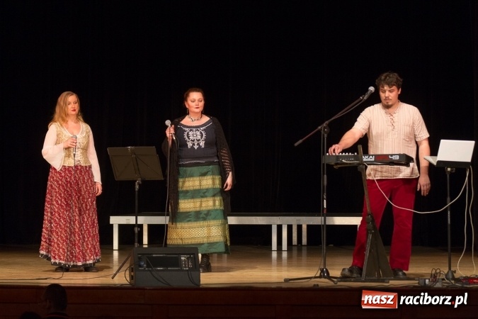 Zdjęcie w galerii na portalu naszraciborz.pl: Wspaniały koncert charytatywny dla Wiktorii i Jurka wiadomości z regionu