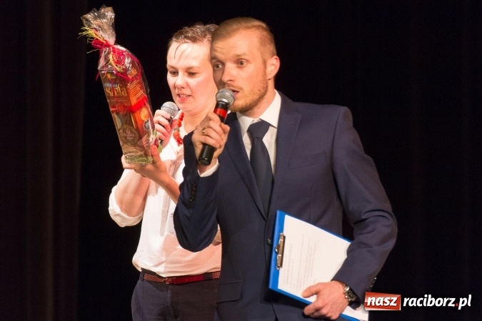 Zdjęcie w galerii na portalu naszraciborz.pl: Wspaniały koncert charytatywny dla Wiktorii i Jurka wiadomości z regionu