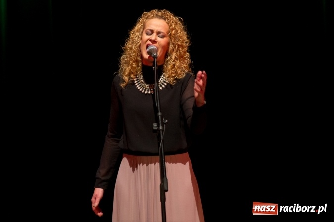 Zdjęcie w galerii na portalu naszraciborz.pl: Wspaniały koncert charytatywny dla Wiktorii i Jurka wiadomości z regionu