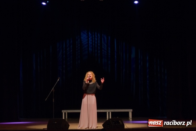 Zdjęcie w galerii na portalu naszraciborz.pl: Wspaniały koncert charytatywny dla Wiktorii i Jurka wiadomości z regionu