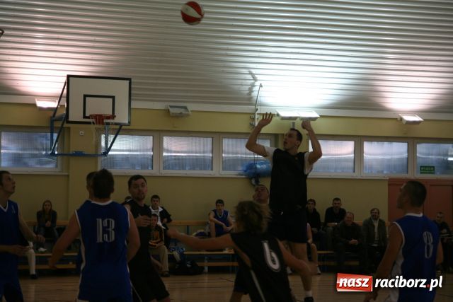 Zdjęcie w galerii na portalu naszraciborz.pl: Dramatyczna końcówka w RALK wiadomości z regionu