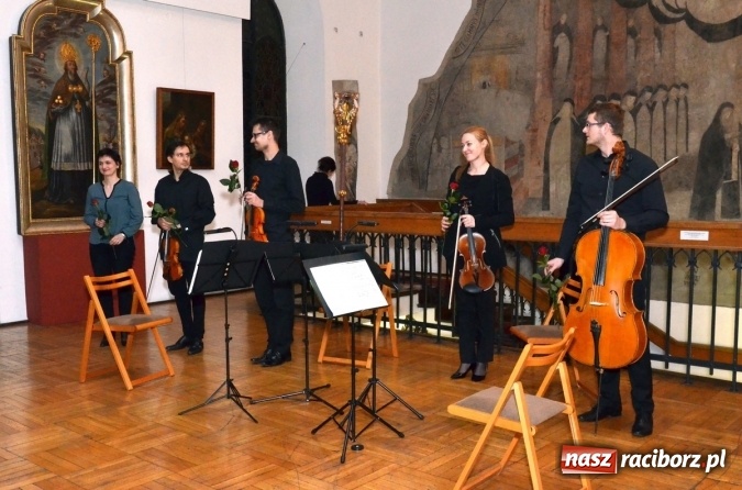 Zdjęcie w galerii na portalu naszraciborz.pl: Siedem ostatnich słów Chrystusa na krzyżu wiadomości z regionu