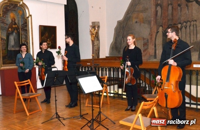 Zdjęcie w galerii na portalu naszraciborz.pl: Siedem ostatnich słów Chrystusa na krzyżu wiadomości z regionu