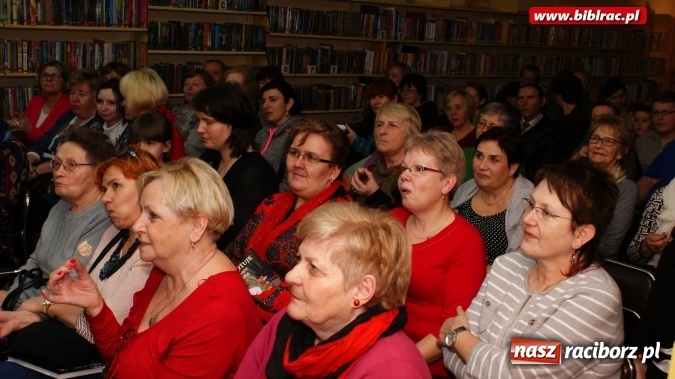 Zdjęcie w galerii na portalu naszraciborz.pl: Maszkecić i warzyć, czyli Remigiusz Rączka o śląskiej kuchni w bibliotece  wiadomości z regionu