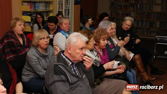 Zdjęcie w galerii na portalu naszraciborz.pl: Maszkecić i warzyć, czyli Remigiusz Rączka o śląskiej kuchni w bibliotece  wiadomości z regionu