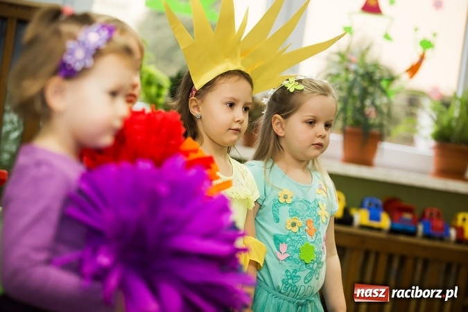 Zdjęcie w galerii na portalu naszraciborz.pl: Dzień otwarty w Szkole i Przedszkolu w Studziennej wiadomości z regionu