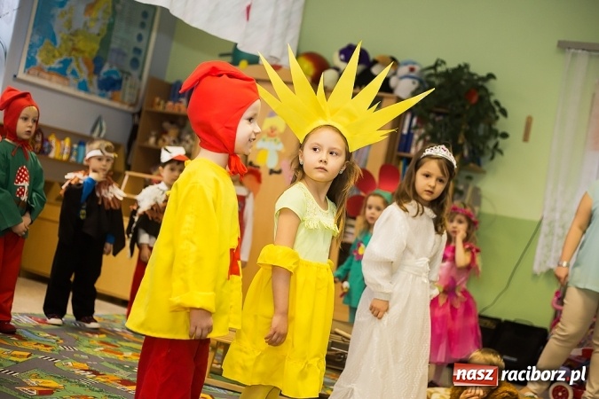 Zdjęcie w galerii na portalu naszraciborz.pl: Dzień otwarty w Szkole i Przedszkolu w Studziennej wiadomości z regionu