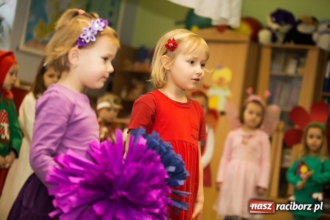 Zdjęcie w galerii na portalu naszraciborz.pl: Dzień otwarty w Szkole i Przedszkolu w Studziennej wiadomości z regionu