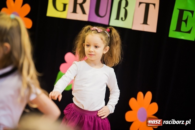 Zdjęcie w galerii na portalu naszraciborz.pl: Dzień otwarty w Szkole i Przedszkolu w Studziennej wiadomości z regionu