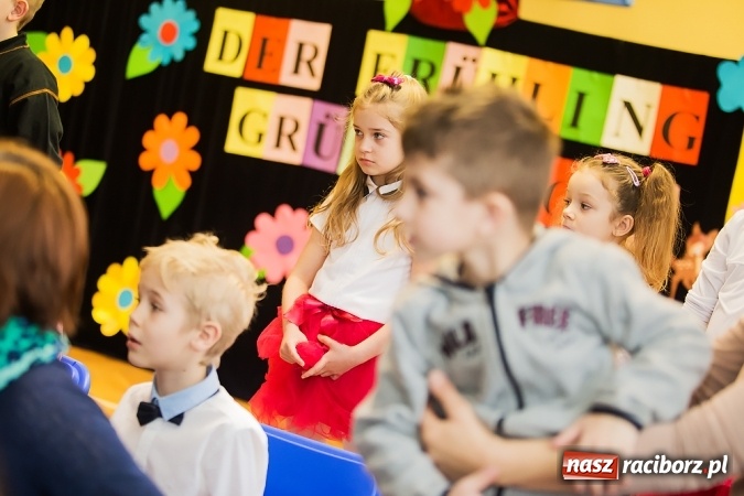 Zdjęcie w galerii na portalu naszraciborz.pl: Dzień otwarty w Szkole i Przedszkolu w Studziennej wiadomości z regionu